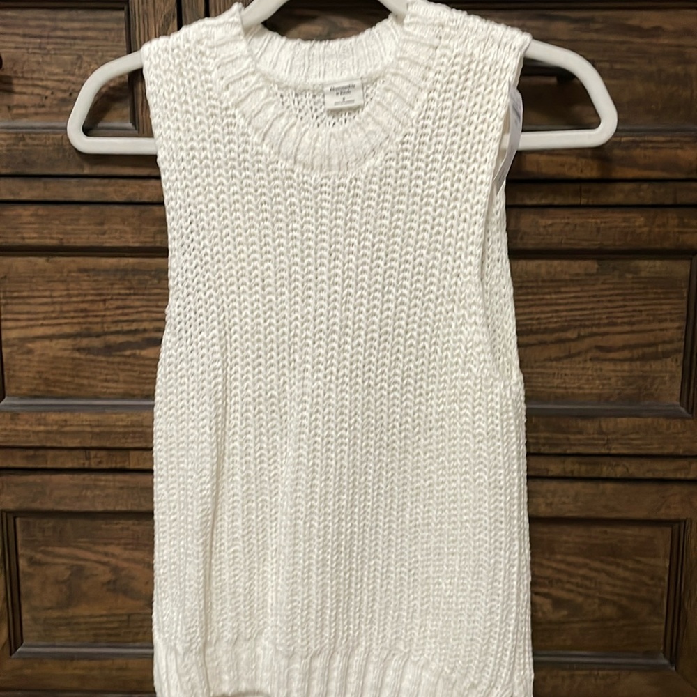 Abercrombie and fitch top